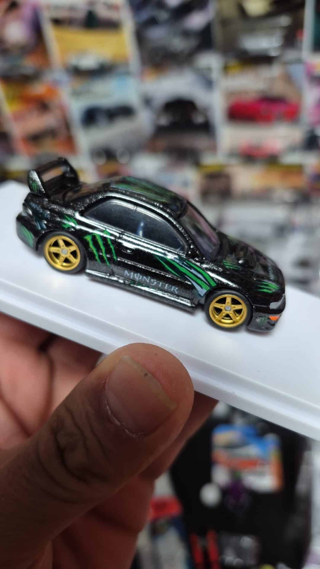 Decals "ENERGY DRINK" en Tinta Blanca: El Estilo Rally Extremo para tu Subaru Impreza 22B - Imagen 3