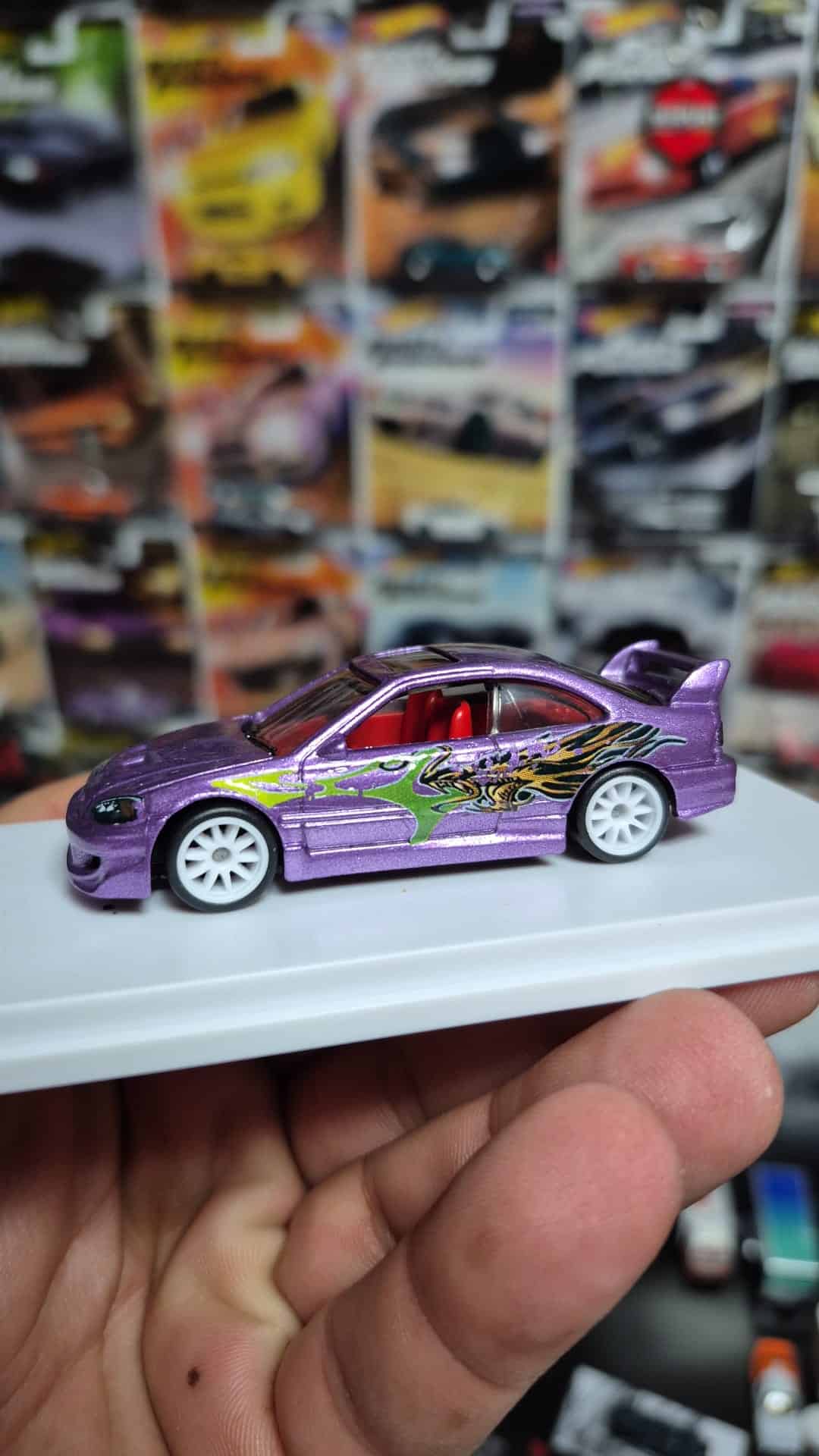 Decals "UNDER-GROUND" en Tinta Blanca: La Estética Oscura para tu Honda Civic Si Hot Wheels - Imagen 3