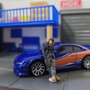 Figura de Resina 1/64: Han Lue (Fast & Furious) – Pintada a Mano (Hot Wheels, Matchbox, Mini GT...)