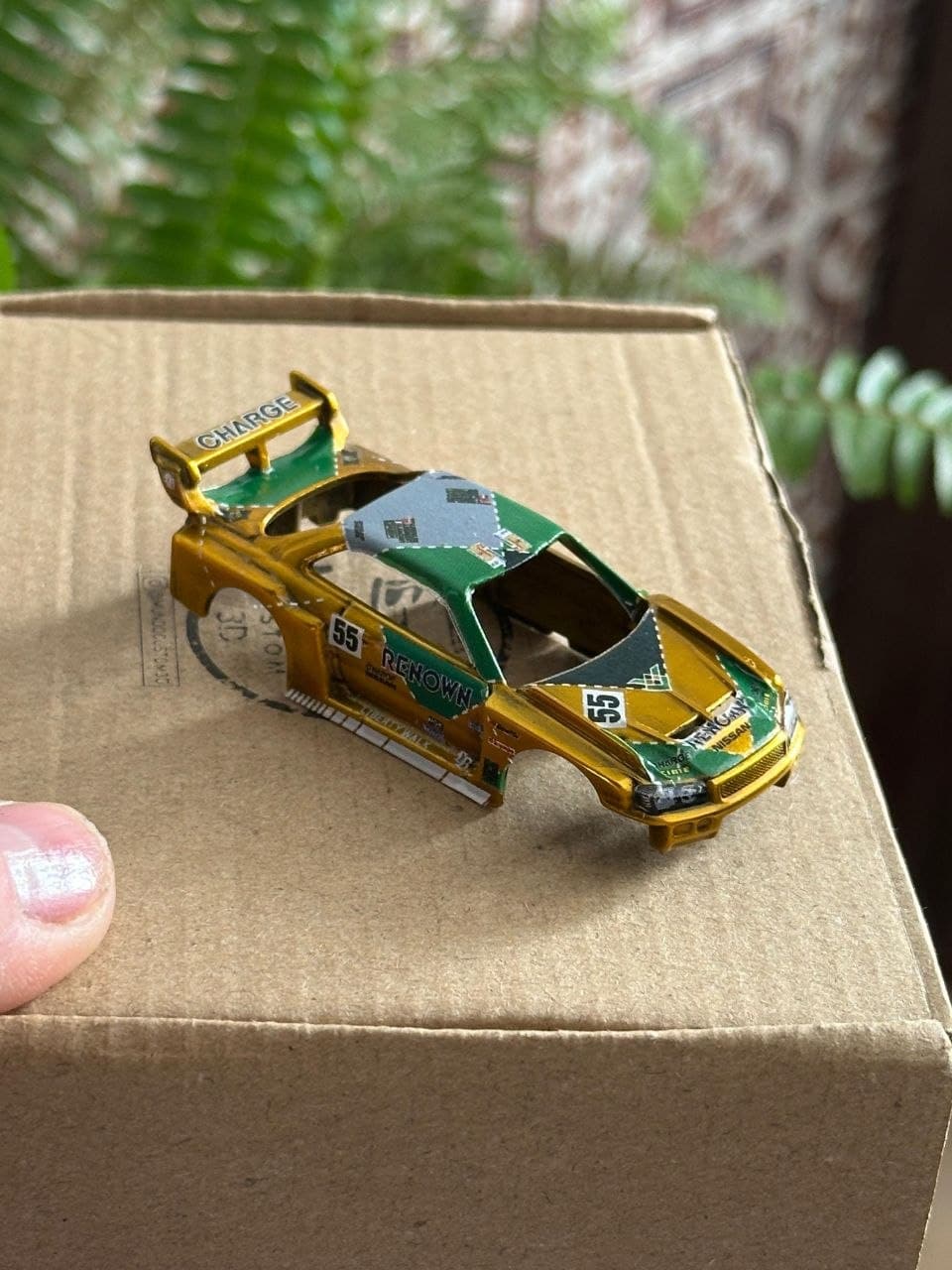 Fusión de Leyendas: Decals Estilo 787B con Tinta Blanca para Nissan Skyline R34 LBWK Silhouette (Hot Wheels 1:64)