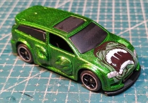 Kit de Mejora "TOKYO DRIFT EDITION": Puños y Pie de Resina para tu VW Touran Hot Wheels