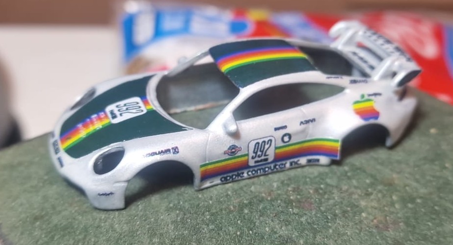 Decals Manzana Tinta Blanca para Porsche 911 GT3 Hot Wheels (Escala 1:64) - Imagen 2
